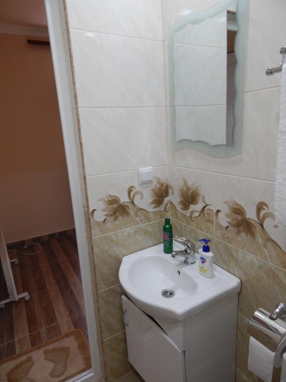 Arami Guest House Dilidjan Extérieur photo